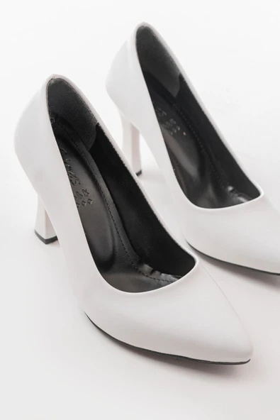 ST-001 Beyaz Rugan Günlük 9 cm Topuklu Bayan Stiletto Ayakkabı - 3