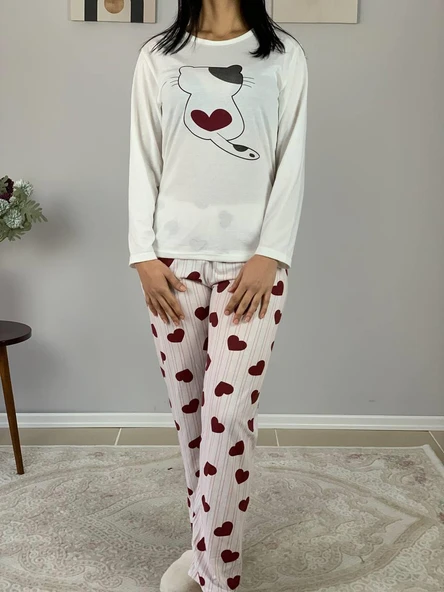 Kadın Kedi Motifli Kalp Desenli Pijama Takımı (Bordo-Beyaz) - Resim 5