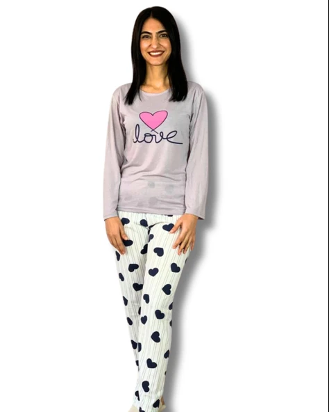 Kadın Love Motifli Kalp Desenli Pijama Takımı (Bej-Beyaz)