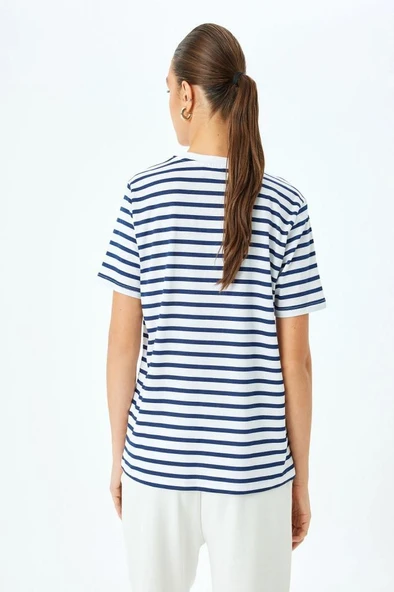 Koton Baskı Detaylı Bisiklet Yaka Pamuklu Çizgili Tişört - Resim 7