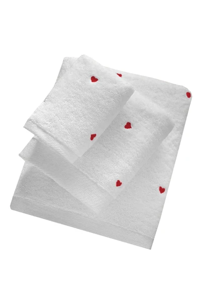 3 Parça Kalp Nakışlı Banyo Havlusu Takımı %100 Pamuklu Lovely Set - 12