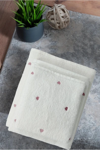 3 Parça Kalp Nakışlı Banyo Havlusu Takımı %100 Pamuklu Lovely Set - 5