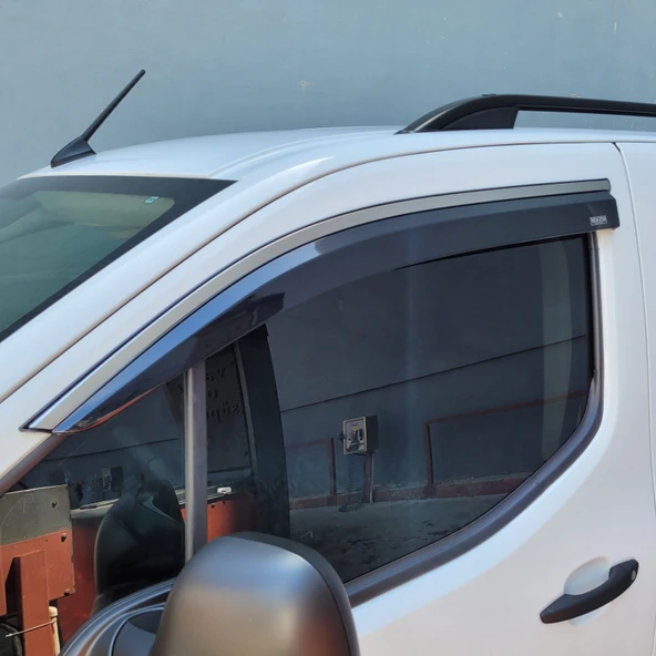 Peugeot Partner Kromlu Cam Rüzgarlığı 2li 2019 Model ve Sonrası - 2