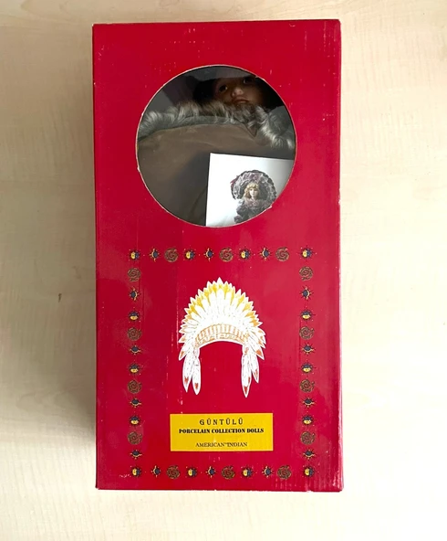 SERTİFİKALI KIZILDERİLİ BEBEK DİZLERİ ÜZERİNE ÇÖKMÜŞ PORSELEN BEBEK OYUNCAK BEBEK - 2