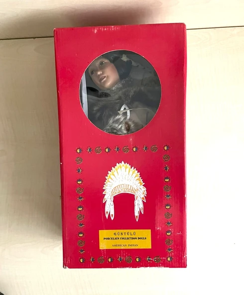 1 ADET SIFIR SERTİFİKALI KIZILDERİLİ BEBEK DİZLERİ ÜZERİNE ÇÖKMÜŞ PORSELEN BEBEK OYUNCAK BEBEK - 6