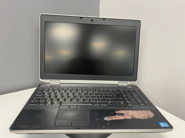 Dell Notebook Latitude E6530 intel i7 3540M 8Gb 240Gb Ssd 15.6'' Fhd (C Laptop) 2.EL 3Ay Garanti