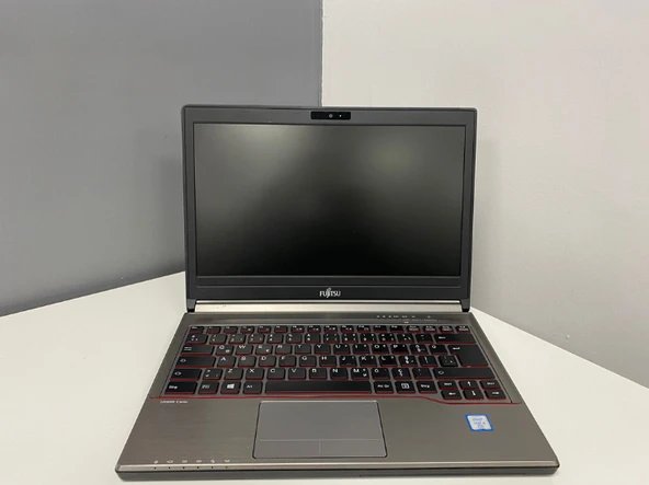 Fujıtsu Notebook Sıemens Lıfebook E736 intel i5 6300U 8Gb 256Gb Ssd 13.3"Hd (C Laptop) 2.EL 3Ay Gara ürün görseli