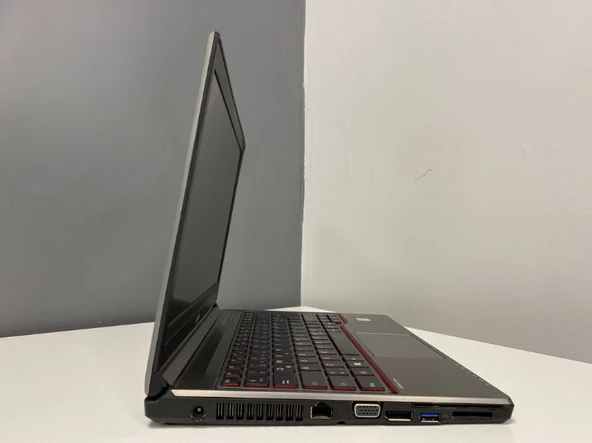Fujıtsu Notebook Sıemens Lıfebook E736 intel i5 6300U 8Gb 256Gb Ssd 13.3"Hd (C Laptop) 2.EL 3Ay Gara - Resim 3