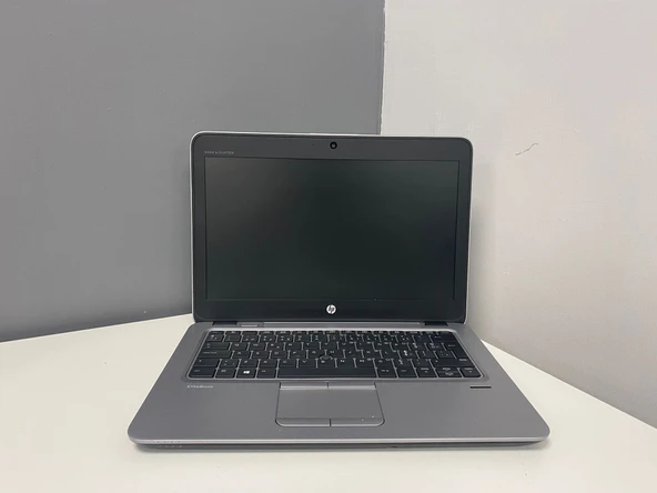 Hp Notebook EliteBook 820 G3 intel i7 6600U 8Gb 256 M2 Ssd 12.5" Hd (B Laptop) 2.EL 3Ay Garanti