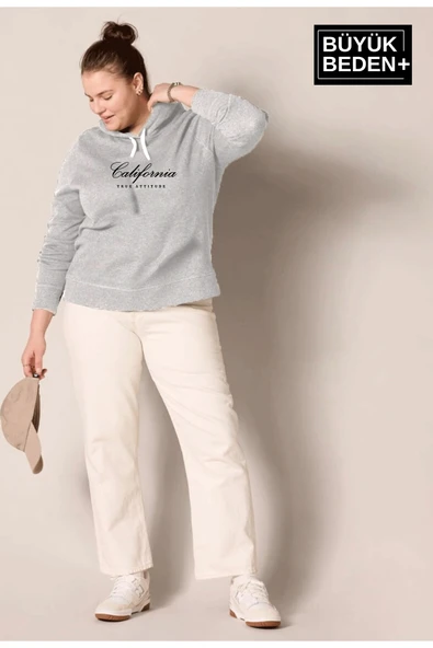 Kadın El Yazılı California Baskılı Büyük Beden İnce Kapşonlu Swatshırt SPR25BSWK62 - 4