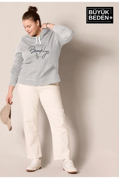 Kadın El Yazılı Brooklyn Baskılı Büyük Beden İnce Kapşonlu Swatshırt SPR25BSWK58 - 7
