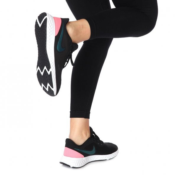 Nike BQ3207-011 Wmns Revolution 5 Kadın Koşu Ayakkabı - 2