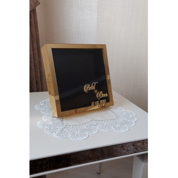25x25 cm Gold Ayna Anı Çerçevesi-Gül Kutusu-Dekoratif Hatıra Çerçevesi-Siyah Zemin