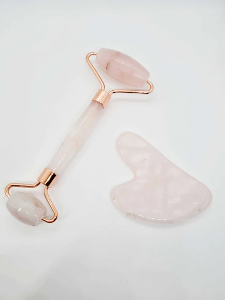 GÜMÜŞTEL EL SANATLARI Pembe Kuvars Masaj Taşı Roller Ve Pembe Kuvars Taşı Gua Sha (kalp Tasarımlı) Set