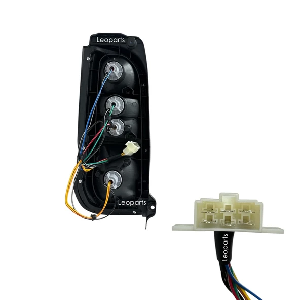 LEOPARTS Toyota Hiace Stop Lambası Sağ 2000-2008 81561-26130 - 2