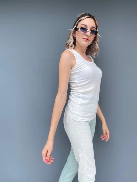 Kadın Basic Yuvarlak Yaka Beyaz Atlet - Resim 4