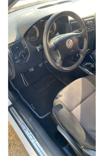 CAR GOLF 4 1998/2004 Arası Uyumludur+Topukluk +2 Logo(Görseldeki gibi gelmektedir)