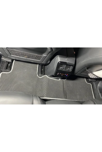 CAR PEUGEOT 5008 2024 Topukluk +2Logo (Görseldeki gibi  gelmektedir) - 5