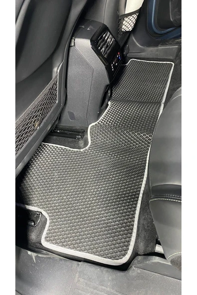 CAR PEUGEOT 5008 2024 Topukluk +2Logo (Görseldeki gibi  gelmektedir) - 4