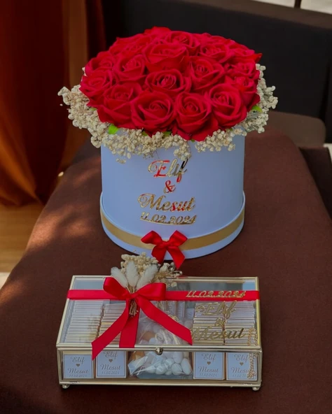 Lani Gold Söz Nişan Kız İsteme Çikolatası ve İsteme Çiçeği Seti