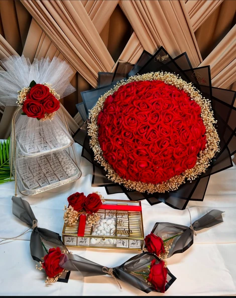 Elis Gold Söz Nişan Kız İsteme Çikolatası ve İsteme Çiçeği Seti