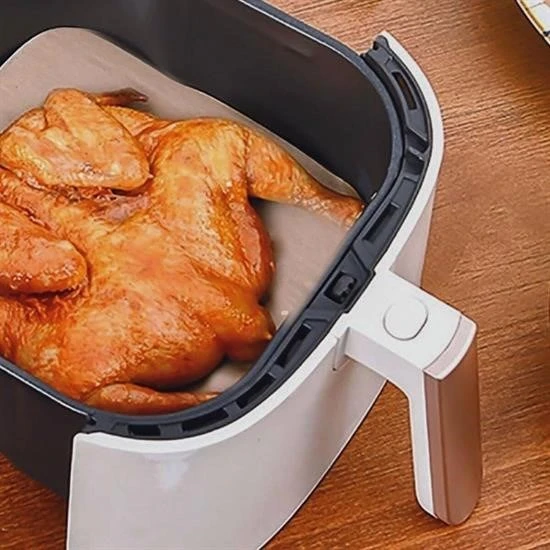 100 Adet Air Fryer Pişirme Kağıdı Tek Kullanımlık Yağ Su Geçirmez Yapışmaz Deliksiz Düz Kare Model - 2