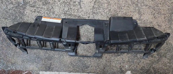 Suzuki Vitara 15-18 Panjur Arka İskeleti Parça Orj Çıkma