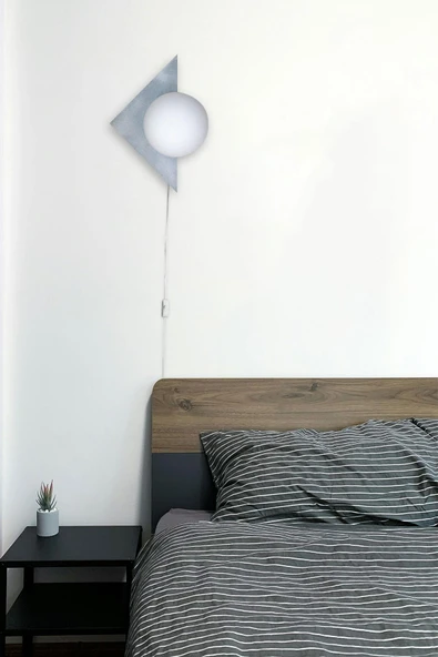 D-light Üçgen Aplik Fişli Gri