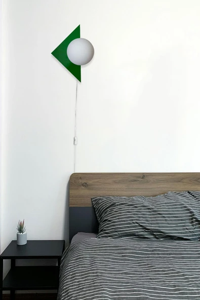 D-light Üçgen Aplik Fişli Yeşil