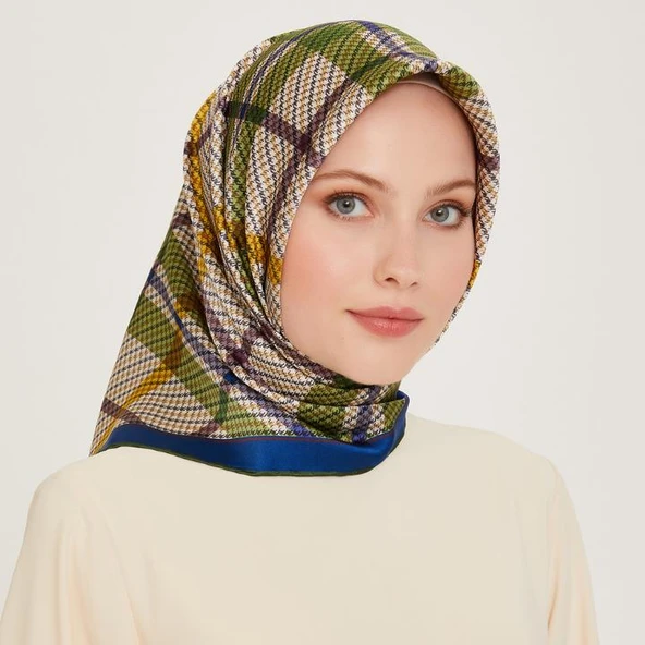 Armine E24KA9247D0281 Dj Saf İpek Eşarp 9247D (T) ürün görseli