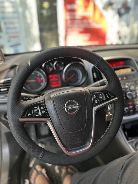 Opel Astra J Kasa Araca Özel Direksiyon Kılıfı (PLASTİK DERİSİZ DİREKSİYONA UYUMLUDUR) ürün görseli