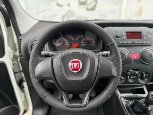 Fiat Doblo 2015-2021 Arası Araca Özel Direksiyon Kılıfı (PLASTİK DİREKSİYONLARA UYGUNDUR) ürün görseli