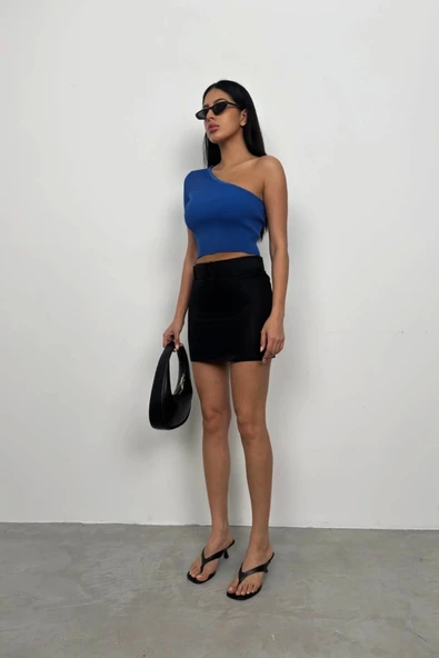Tek Omuzlu Crop Top