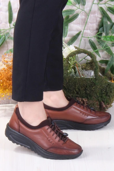 Mehmet Mete 4281 Yumuşak Hafif Rahat Hakiki Deri Kadın Ayakkabı ürün görseli