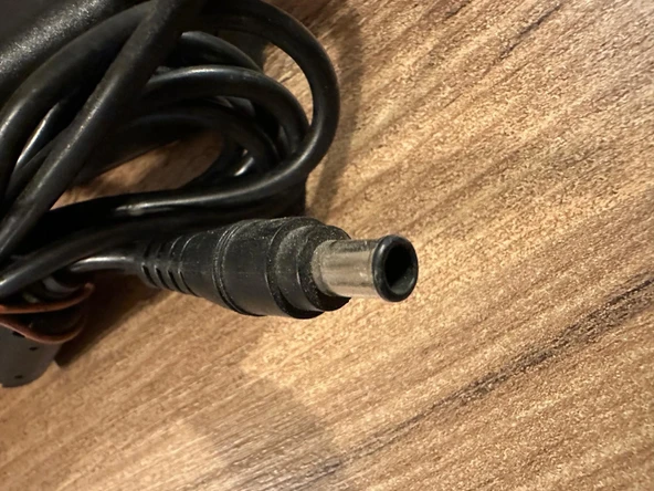 ORJİNAL Sony vaio 19.5V 6.15A 120W VGP-AC19V16 Adaptör 2.EL KULLANILMIŞ - 3