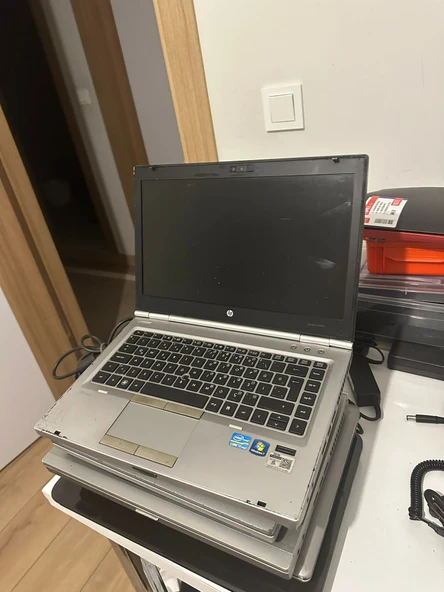 HP Elitebook 8460P i7 2.Nesil 8 GB 160 GB SSD 14" FHD Dizüstü Bilgisayar 2.EL 6 AY GARANTİLİ
