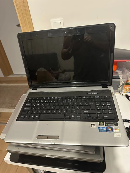 Grundig GNB1565 B1 İ3 NESİL 8GB RAM 120GB SSD 15.6 LED EKRAN 6 AY GARANTİLİ