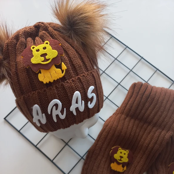 MARS BABY Bebek Erkek Çocuk İsimli Kişiye Özel Taba Kahverengi Aslan Çift Ponponlu Atkı Bere Takımı - 4