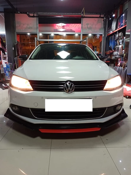 Volkswagen jetta Uyumlu Ön Lip kırmızı Renkli 4 Parça - A+ Ürün - Dayanıklı Malzeme - 2