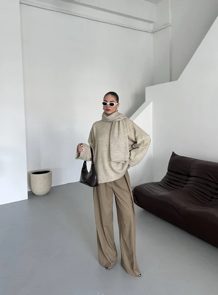 Bej Bisiklet Yaka Atkılı Oversize Kazak - 7