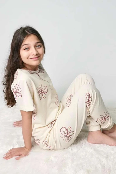 Kız Çocuk Kelebek Desenli T-Shirt Krem Pijama Takımı 8-14 Yaş - Resim 3