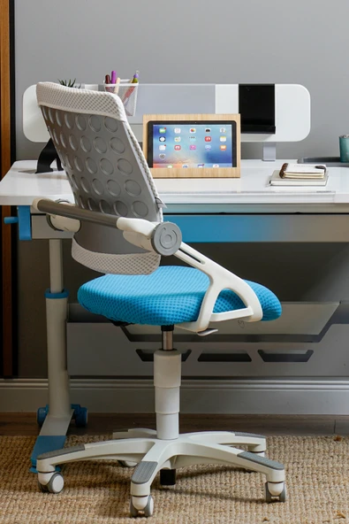 Creo Mobili Yükseklik ve Sırt Ayarlı Sirius Çalışma Sandalyesi Ofis ve Bilgisayar Koltuğu Beyaz/Mavi