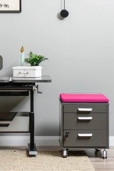 Creo Mobili Çekmeceli Kilitli Tekerlekli Vega Keson, Oturulabilir Ofis ve Ev Komodini Antrasit/Fuşya