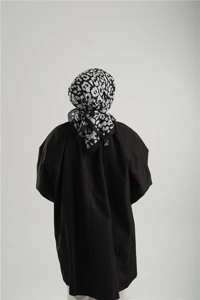 Beyaz Desenli Eşarp Kesik Elyaf Pamuksu Leopar Dijital Baskılı 202206_42 - Resim 4