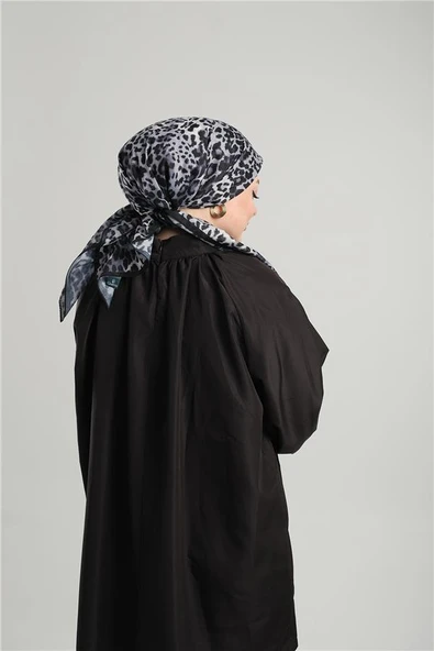 Antrasit Desenli Eşarp Kesik Elyaf Pamuksu Leopar Dijital Baskılı 202201_25 - Resim 4
