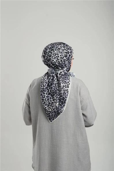 Ekru Desenli Eşarp Kesik Elyaf Pamuksu Leopar Dijital Baskılı 202201_27 - Resim 3