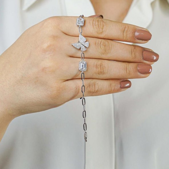Şık Kelebek Tasarımlı Baget Taşlı 925 Ayar Gümüş Bileklik - Resim 2