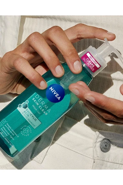 NIVEA Nıvea Derma Skin Clear Niasinamid Ve Salisilik Asit (Bha) İçeren Sivilce Karşıtı Yüz Temizleme Jeli - 3
