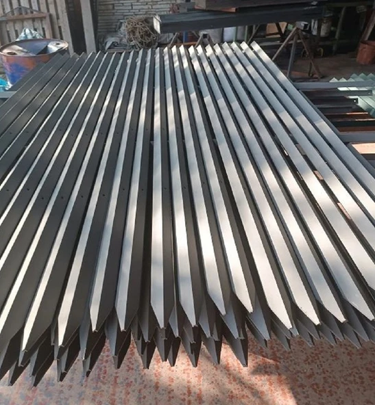 Antipas Boyalı 250 Cm 30x30 Köşebent 5 Delikli Bahçe Çit Direği Çit Demiri - 2
