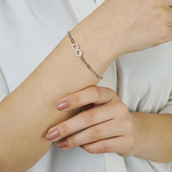 Şık Tasarımlı Sonsuzluk Gümüş Bileklik ürün görseli 1